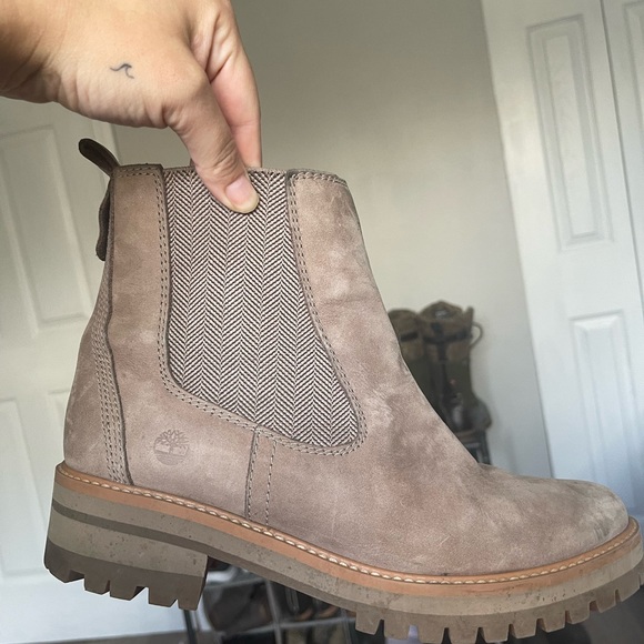 Almost New Timberland Chelsea Boots Womens Size 10 - Picture 7 of 9